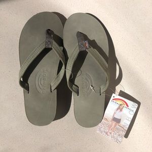 NWT Grey flip flops